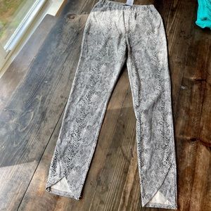 Fab’rik Fabrik Snake Print Leggings Slim Pants NWT